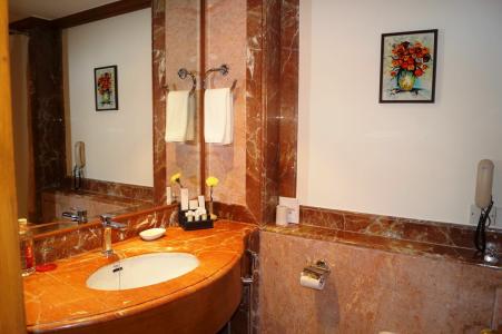The Ambassador, Marine Drive, Mumbai - 34
