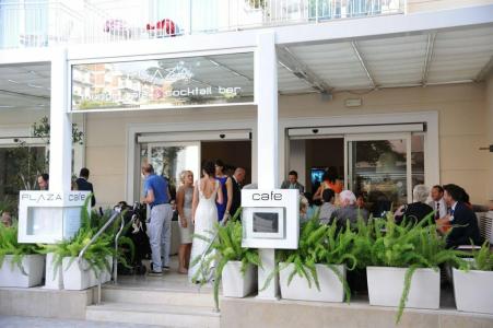 Plaza - 47