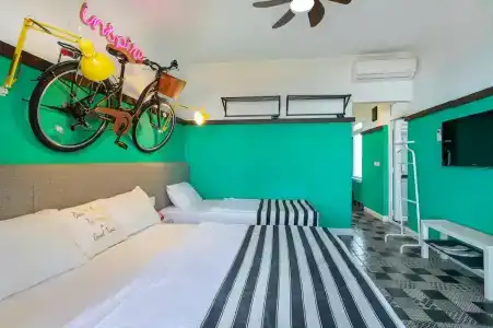 Anjeliq Downtown Boutique - 29