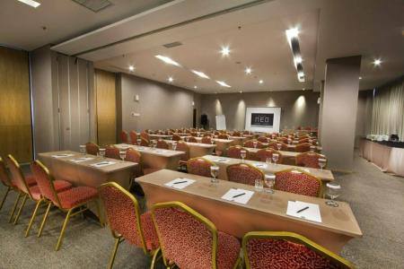 Neo Tendean Jakarta by Aston - 78