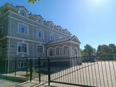 Vishnevyy Royal 4* - 0