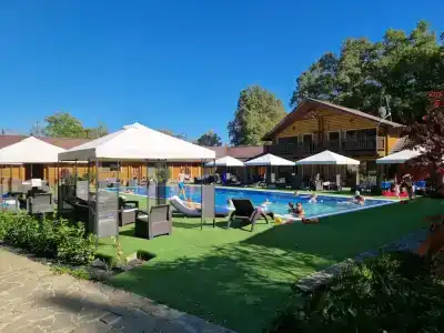 Zagorodny Klub Kura Tse Tse - 0