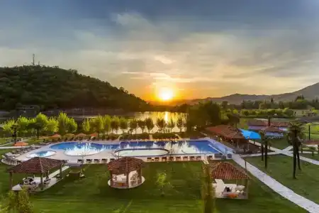 Lopota Lake Resort & Spa - 0