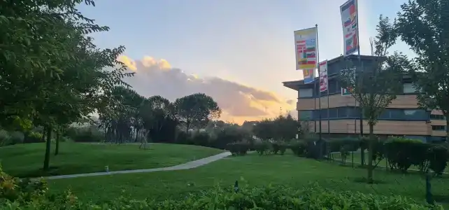 A.Roma Lifestyle - 10