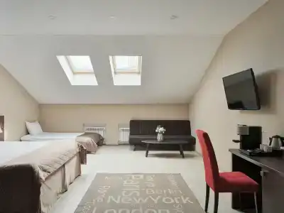 Дипломат - 9