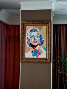Monroe - 15