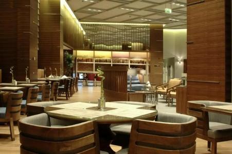 Hampton by Hilton - 99