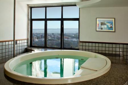 Apart - Metropolitan - 5