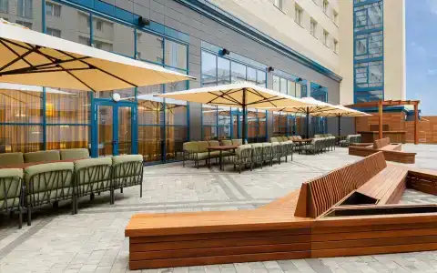 Hampton By Hilton - 16