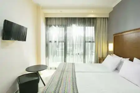 Mediterranean Resort - 20