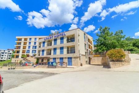 Apart Katunjanin - 47