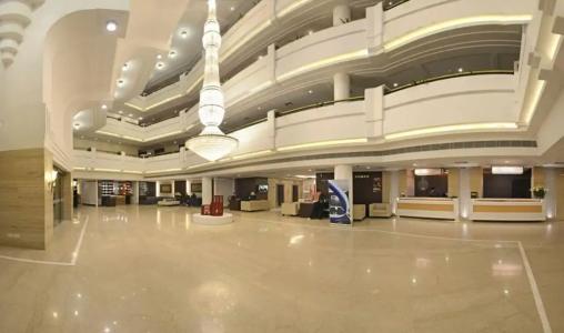 Howard Plaza The Fern, Agra - 9