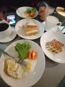 Friends on Fontanka - 85