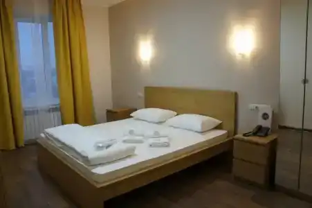 B&B Centre - 96