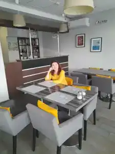 B&B Centre - 8