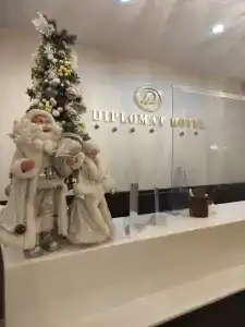 Дипломат - 84