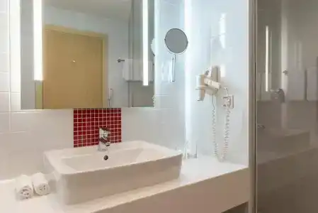 Park Inn by Radisson - 38