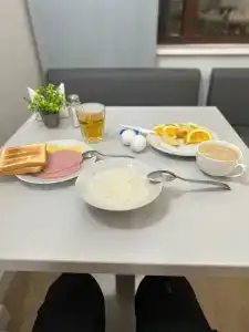 Demokrat na 9-oy Sovetskoy 5A - 8