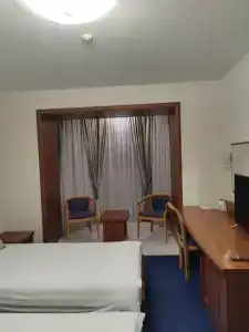 La Vie De Chateau - 31