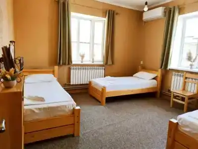 SilkRoad Guesthouse - 4