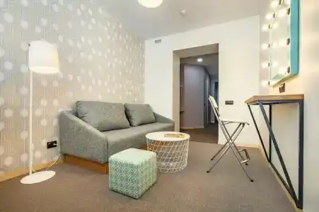 Friends on Fontanka - 32