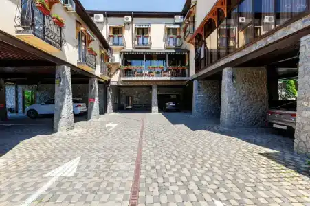 Nochnoy Kvartal - 25