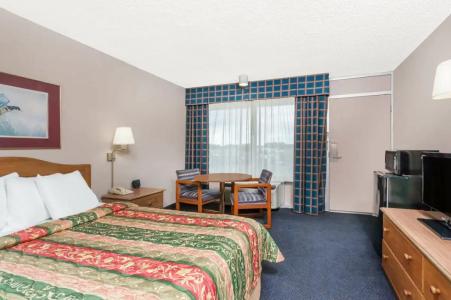 Ramada Encore By Wyndham Tangier - 82