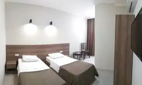 Merien Guesthouse 16 - 26