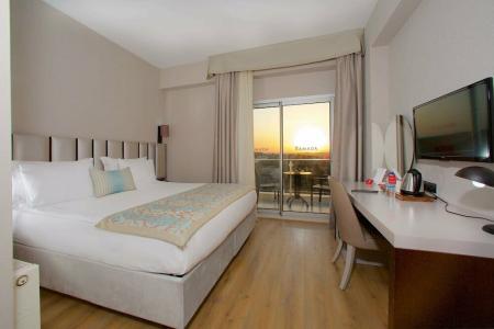 Ramada By Wyndham Soma - 68