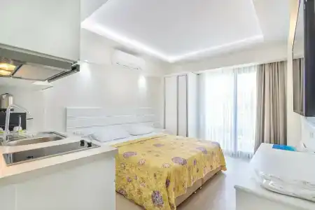 Princess Kinli Suites - 23