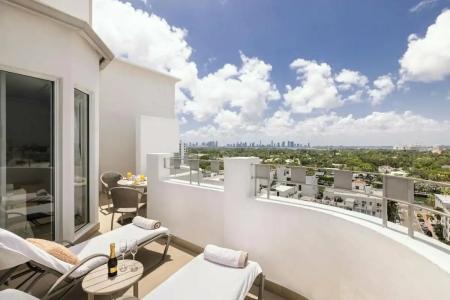 The Palms & Spa - 55