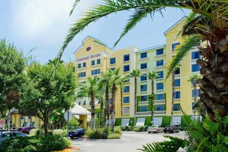 Comfort Suites Maingate East - 26