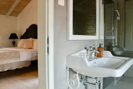 Heritage Palace Varos - Mag Quaint & Elegant Boutiques - 48