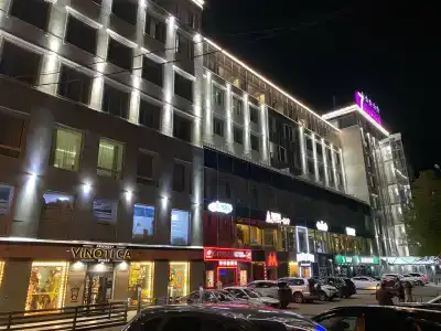 7 Avenue and SPA - 17