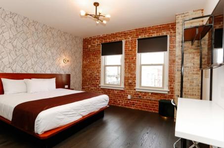 H by H Hospitality - 21