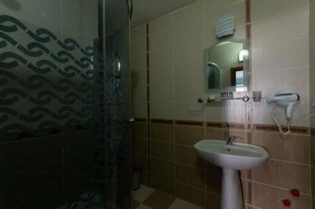 Rebetika & Bistro - 58