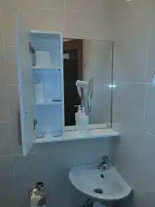 Simple Bon Voyage - 18