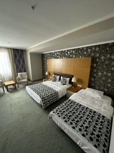 Grand Nur Plaza - 1
