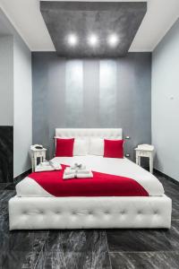 Bella Napoli Suites - 56