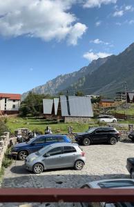 Alpenhaus Kazbegi & Restaurant - 3