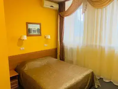 History Complex - 13