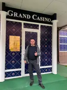 Golden Dragon ApartHotel - 41