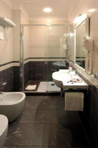 Leonardo Boutique Rome Monti - 48