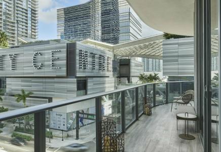 SLS Lux Brickell - 28
