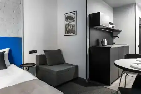 Grinfil na Lermontovskom - 27