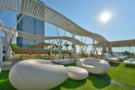 International Casino & Tower Suites - 6