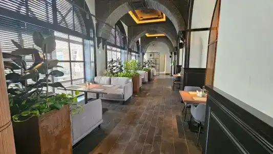 Gostinitsa Rossiya - 64