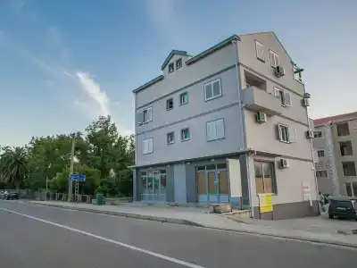 Sea Point Apart Tivat - 1