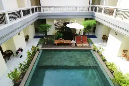 Teges Inn Kuta - 27