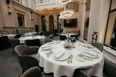 Cosmos Selection Saint-Petersburg Italyanskaya - 25